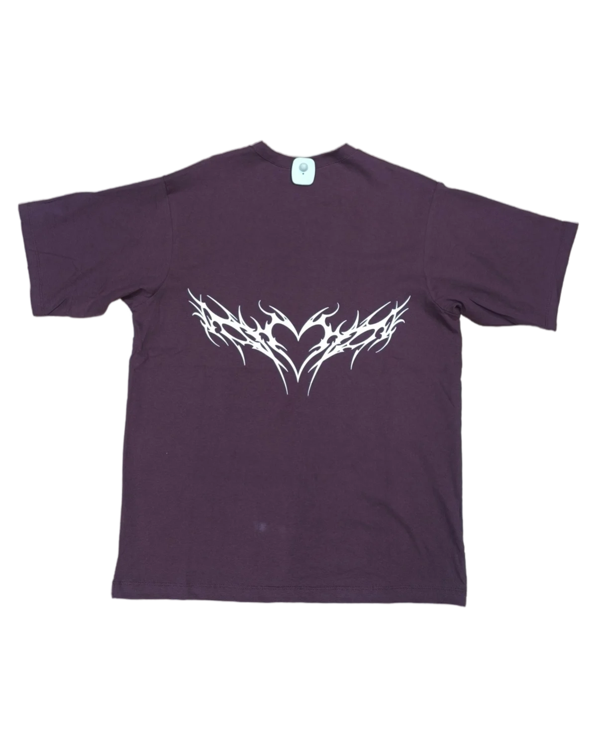 Remera tribal corazón bordó